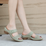 New 2025 Spring and Summer Amazon Casual Rhinestone Sandals - Image 3