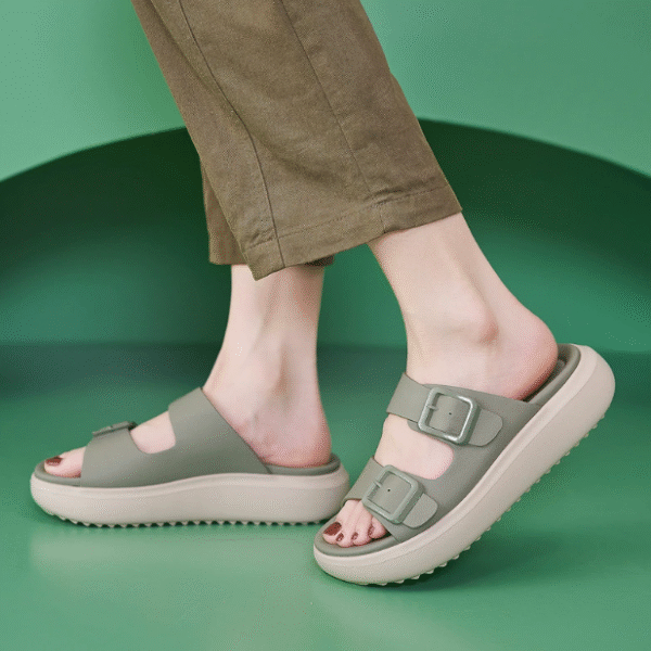 Spot 2025 new thick-soled lightweight non-slip comfortable casual MD sports slippers one piece drop shipping