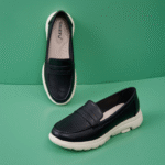 Autumn and Winter 2025 New Large Size Casual Fashion Non-slip Soft Bottom Mom Shoes Women - Image 4