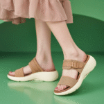 Spot 2025 new thick-soled lightweight non-slip comfortable casual sports flip flops - Image 5