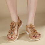 New 2025 ethnic style Bohemian retro beaded elastic band versatile wedge sandals for women - Image 5