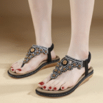 New 2025 Cross-border flat-soled clip-on rhinestone comfortable sandals for women
