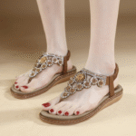 New 2025 Cross-border flat-soled clip-on rhinestone comfortable sandals for women - Image 2