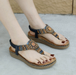 Spot 2025 new sandals Bohemian comfortable beaded seaside flat shoes - Image 3