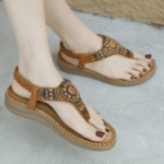 Spot 2025 new sandals Bohemian comfortable beaded seaside flat shoes - Image 4
