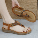 Spot 2025 new sandals Bohemian comfortable beaded seaside flat shoes - Image 6
