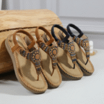 Spot 2025 new sandals Bohemian comfortable beaded seaside flat shoes - Image 2