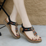 New 2025 Bohemian rhinestone slippers casual comfortable latex massage thick-soled large size flat shoes - Image 2