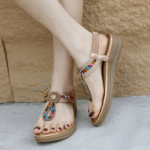 New 2025 Bohemian rhinestone slippers casual comfortable latex massage thick-soled large size flat shoes - Image 6