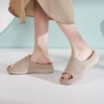 Amazon European and American sports casual sandals new 2025 seaside simple thick bottom women's sandals - Image 5