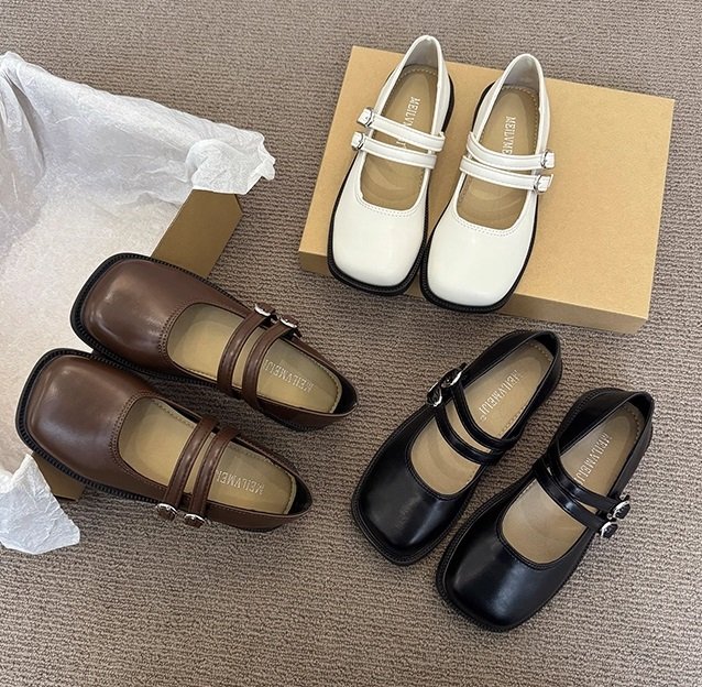 O1CN017pCl6k1kem7ARleV5_!!1903004709 - Copy French retro Mary Jane shoes for women 2025 spring new style all-match shallow square toe with skirt flat shoes - Image 1