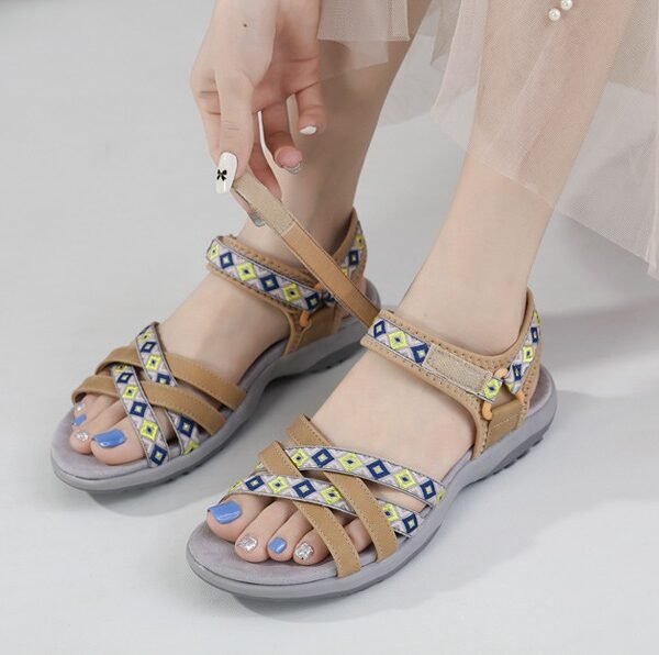 New spring and summer 2025 foreign trade sports sandals with printed Velcro large size women's shoes
