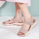 New 2025 foreign trade flying woven sports sandals comfortable wear-resistant flat - Image 2