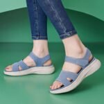 New 2025 summer casual thick-soled Velcro sandals women's simple light beach women's shoes sports style