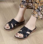 New 2025 European and American sandals women's cross-border leisure lightweight large size retro wedge heel comfortable sandals