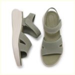 New 2025 summer casual thick-soled Velcro sandals women's simple light beach women's shoes sports style - Image 5