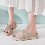 Amazon new 2025 European and American flying woven sports casual sandals Velcro hollow thick bottom women's sandals - Image 3