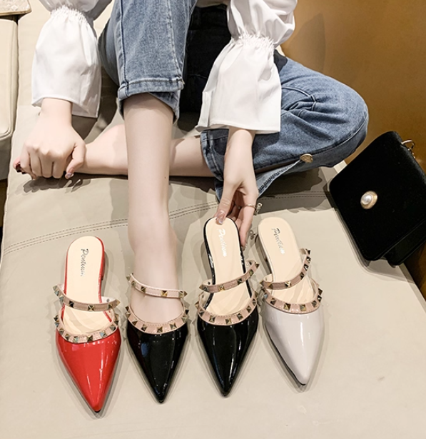 Screenshot 2025-09-27 174926 Baotou rivet sandals 2025 new spring - Image 1